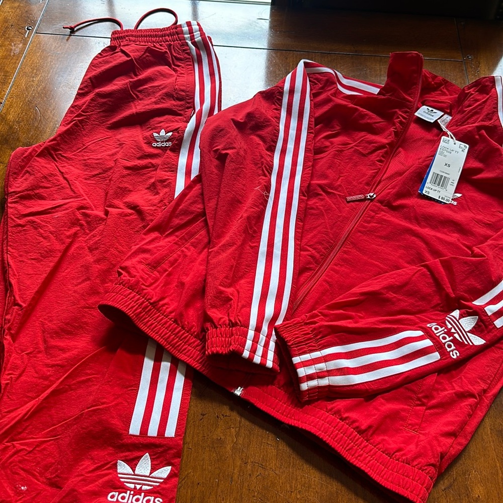 Adidas women 2 piece jogger suit, XS, new red/white track set